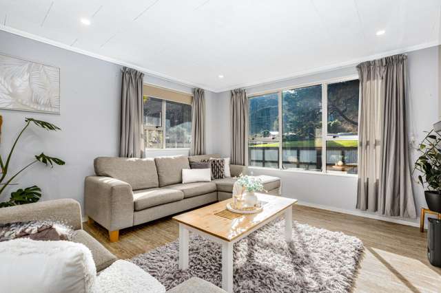143 California Drive Totara Park_2