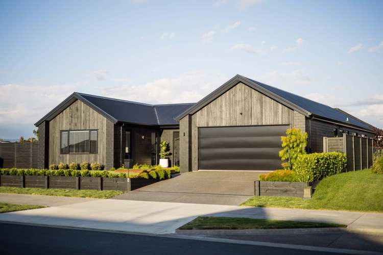 8 Bourke Drive_0