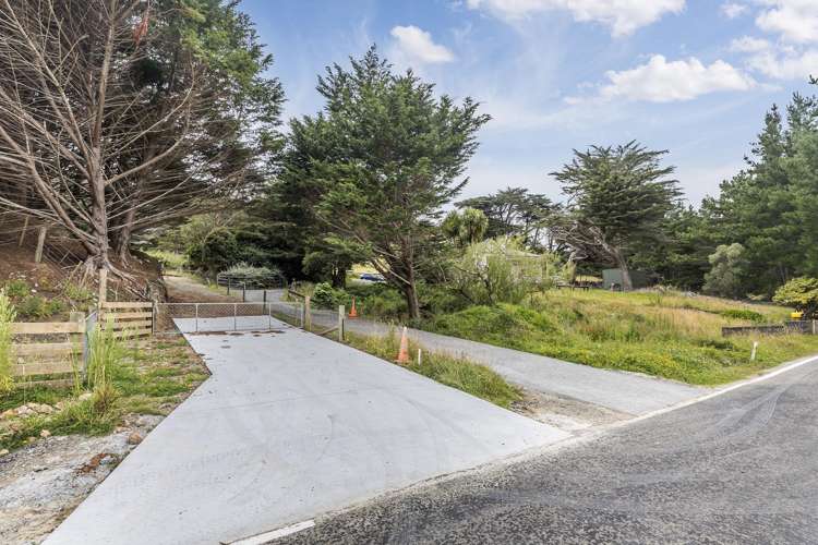 509 South Makara Road Makara_19