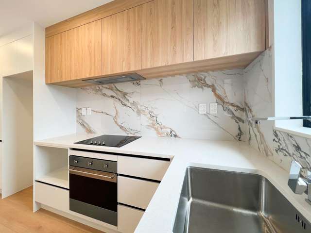 1/5 Peverill Crescent 10695_1