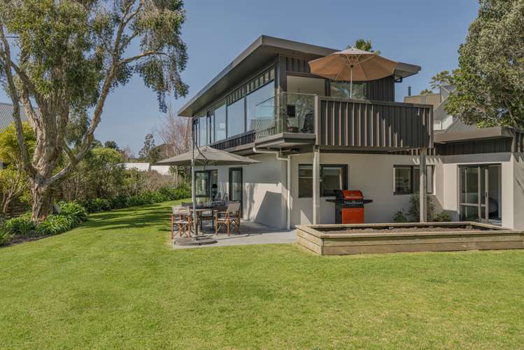 6 Endeavour Place Cooks Beach_21