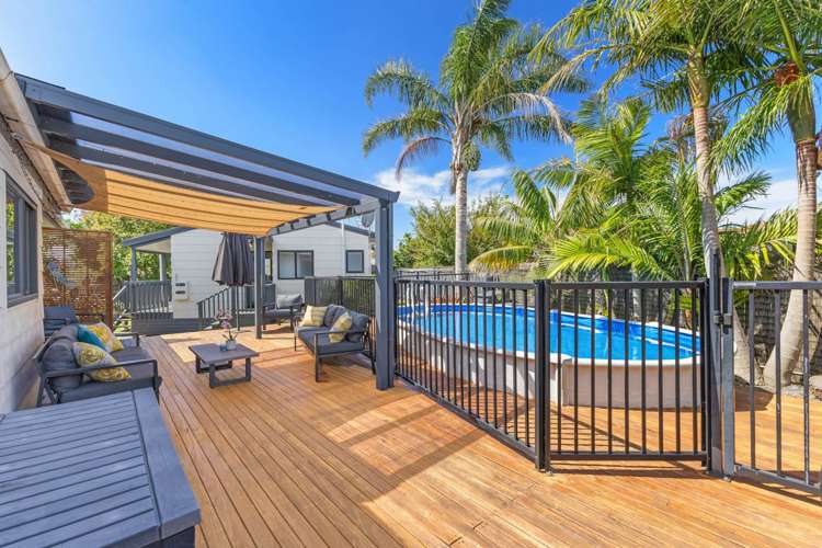 7A & 7 Gleneagles Grove Wattle Downs_10