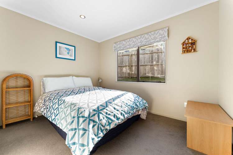 9 Stockton Place Glendene_15