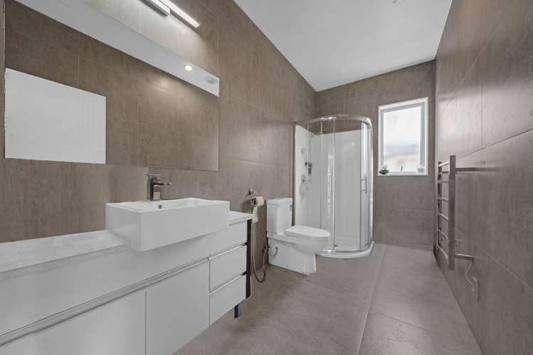 10 Puoro Street Flat Bush_21