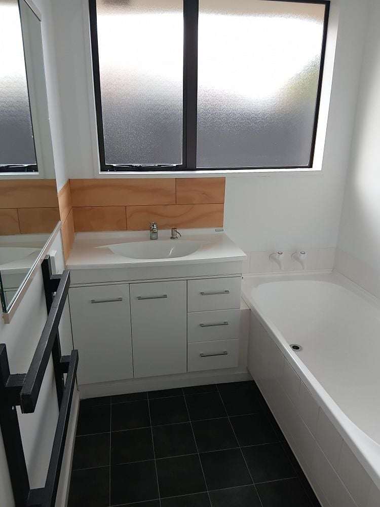 1/21 Kintyre Drive Broomfield_16