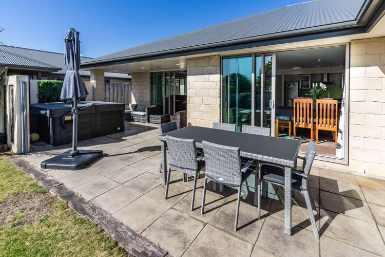 31 Karoro Place Karoro_15