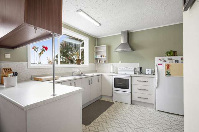 73 Hampshire Street Cannons Creek_2