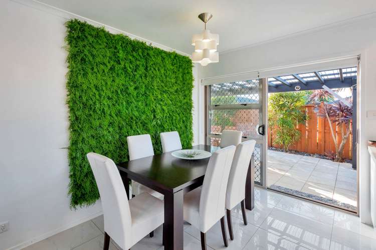 15 Russett Grove Henderson_17