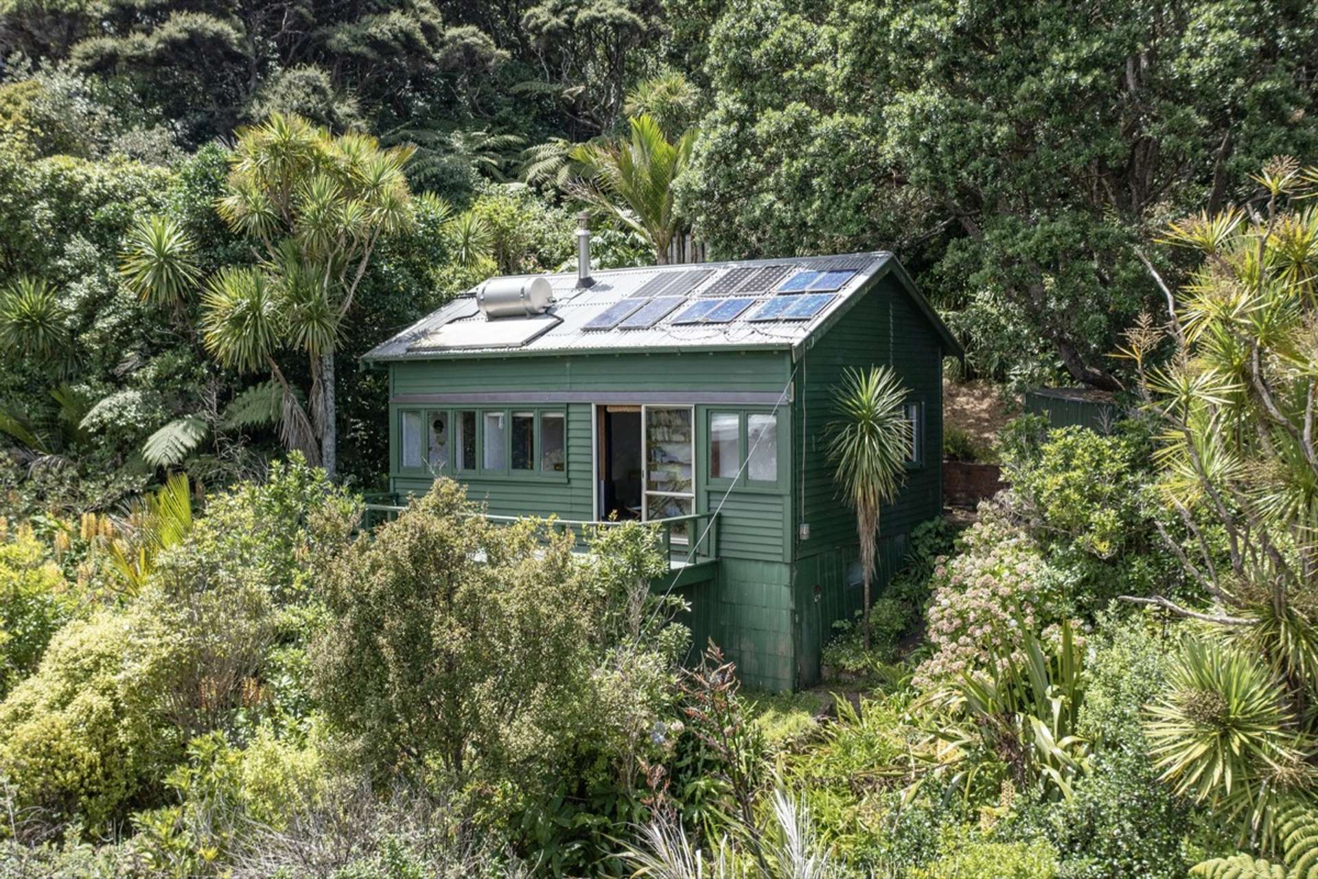 58 Seaview Road Piha_0