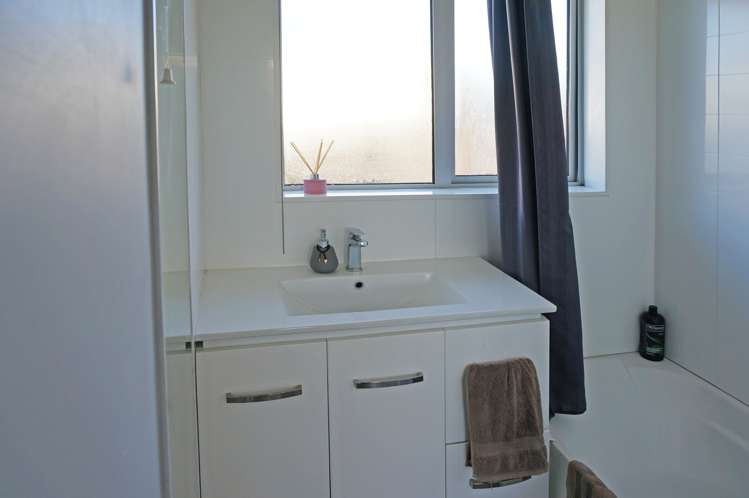 68 Edinburgh Crescent Waikiwi_9