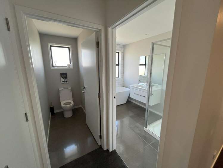 10 Masters Lane Waitara_14