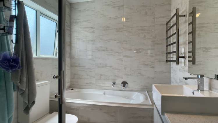 70 Elliot Street Howick_10