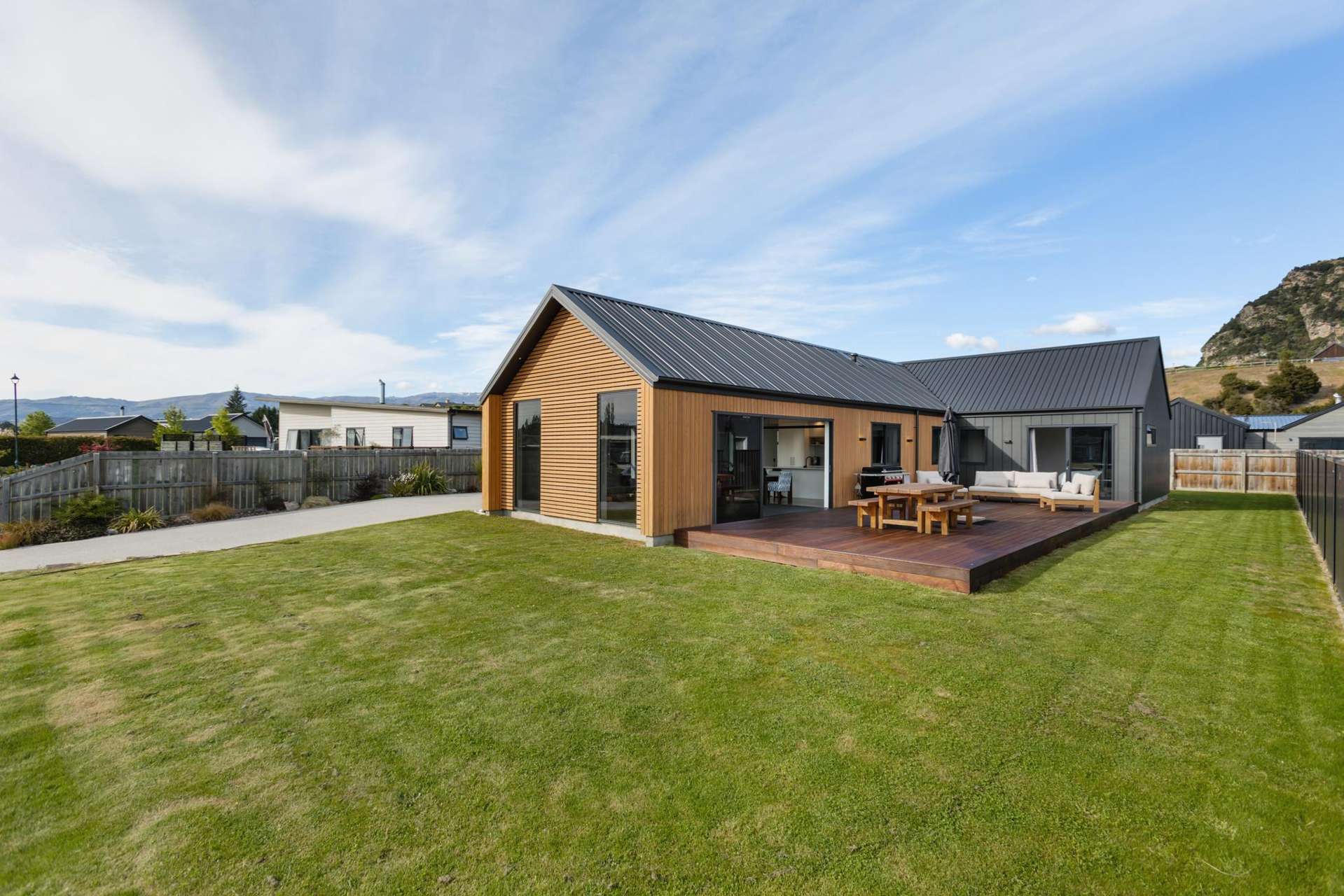 3 Pepperwood Green Albert Town_0