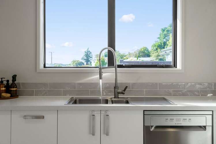 9 Godwit Lane Welcome Bay_2