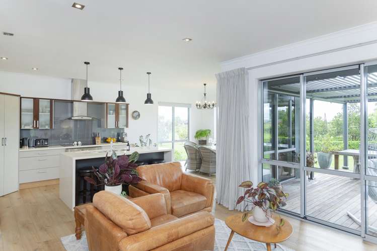 592a Back Ormond Road Makauri_14