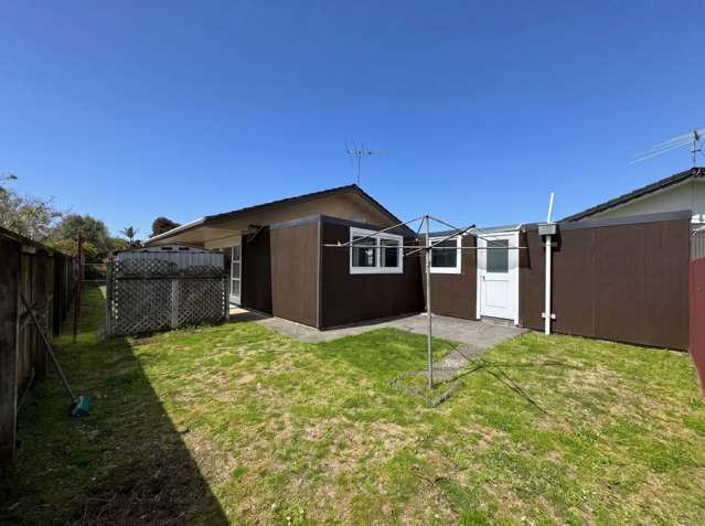 2/5 Carolyn Street Manukau_3