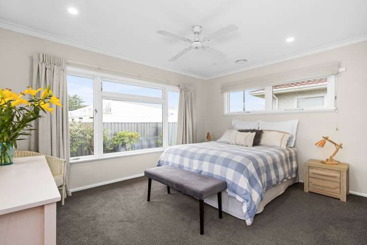 402 Frimley Place Frimley_8