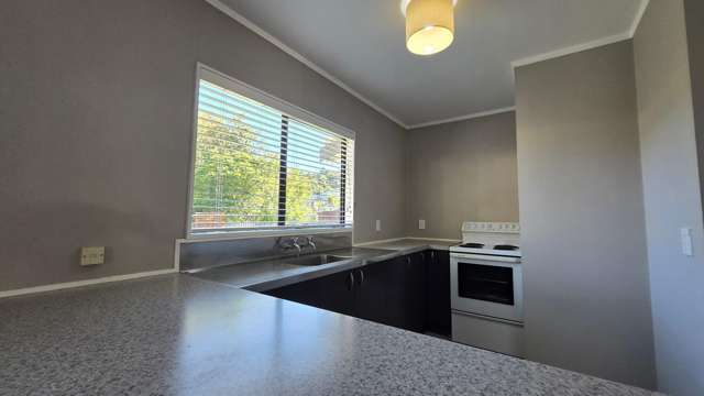  A/68 Stokes Valley Road Stokes Valley_2