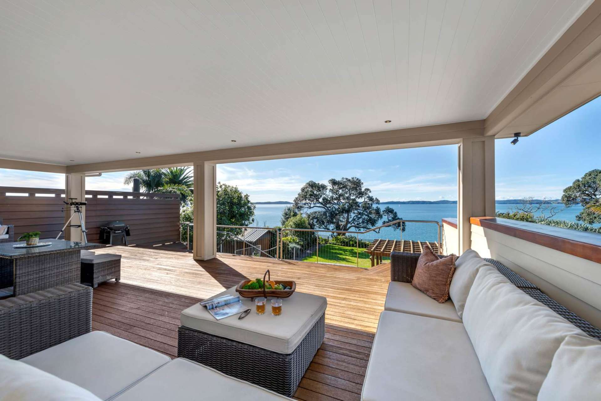 33 Pohutukawa Road Beachlands_0