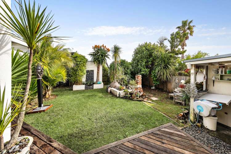 300 Point Chevalier Road Point Chevalier_13