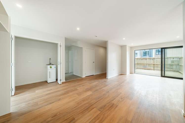 14/4; 15/4 Tawhai Street Stokes Valley_8