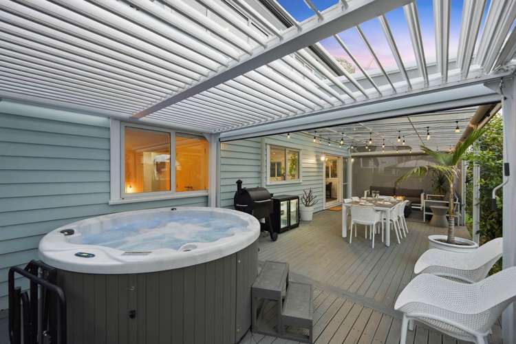 17 Ballindrait Drive Flat Bush_12