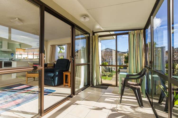 3 Brydon Way The Wood_5