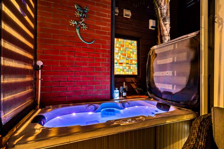 54 Squadron Drive Hobsonville_19