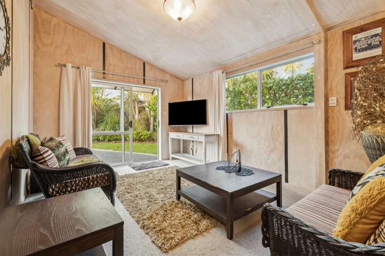 78 Bright Road Waiuku_21