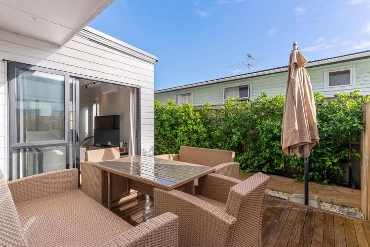 104B Edgewater Drive Pakuranga_1