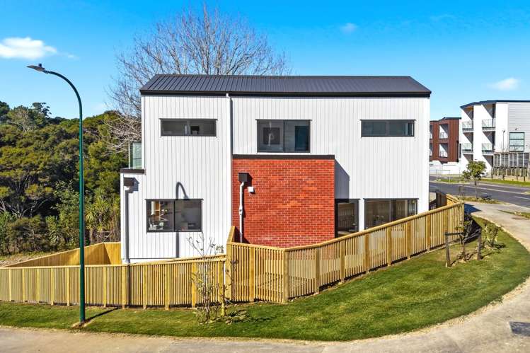 2 Waka Street Albany_26
