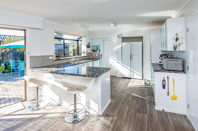 7 Exeter Crescent Springvale_2