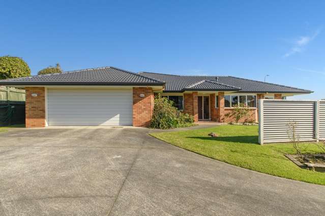 Spacious, Private, and Immaculately Presented