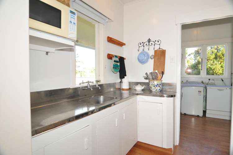 330 Ocean Road Whangamata_12