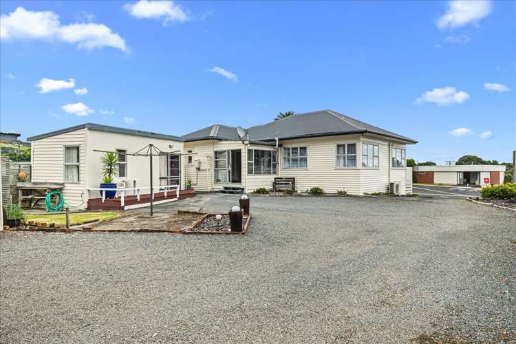 43 North Street Mokau_1