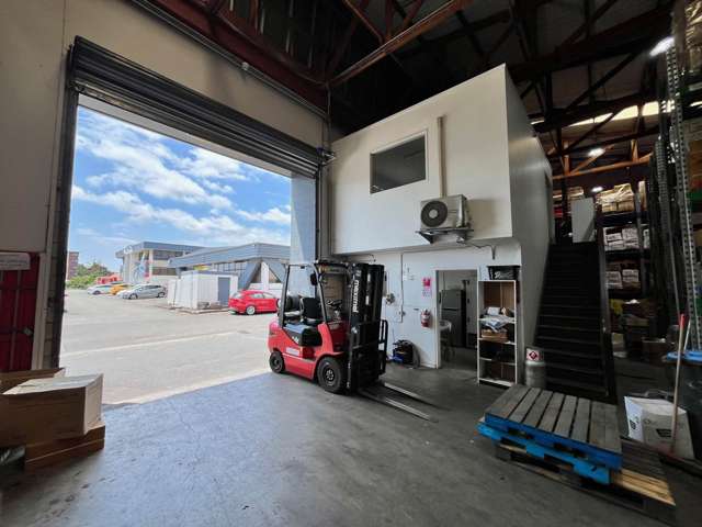 92 Stoddard Road Mt Roskill_1