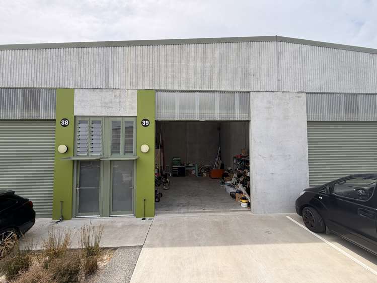 15/45 Bouverie Street Petone_0