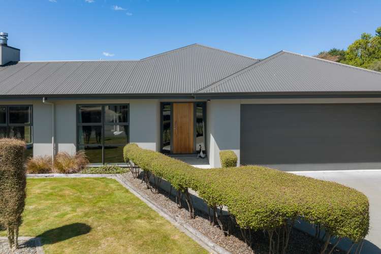 6 Roussel Place Springlands_17