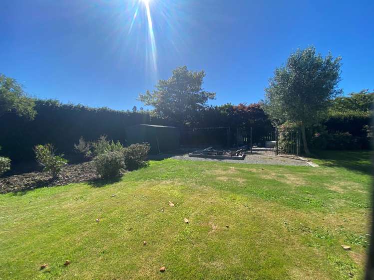 12 Grove Avenue Weston_17