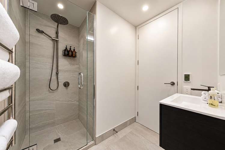 Apt 14, 7 Northlake Drive Wanaka_8