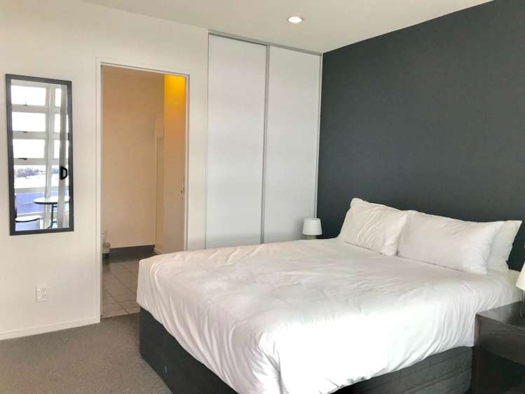 1004/17 Amersham Way Manukau_6