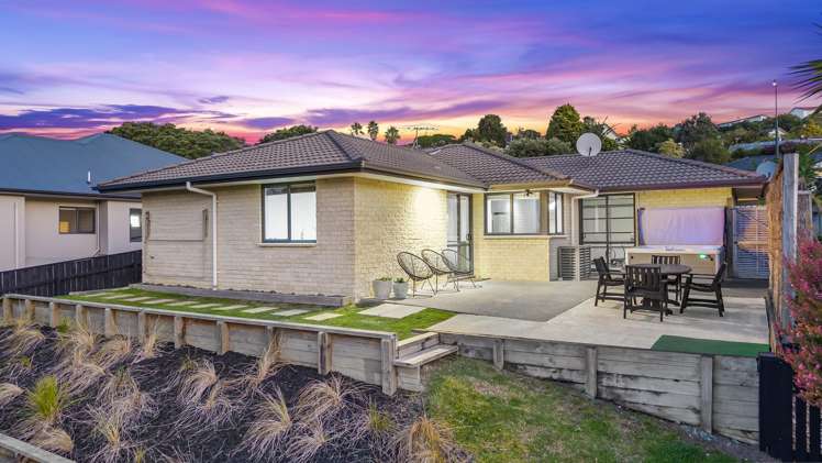 8 Roberta Crescent Orewa_16