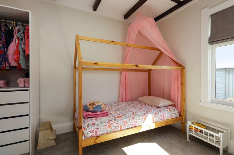 700 Queen Street West Saint Leonards_13