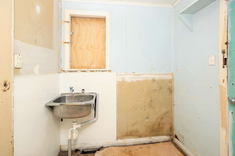 105 Currie Street Thames_9