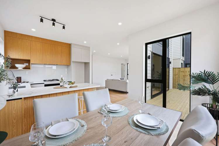 12B Butley Drive Farm Cove_6