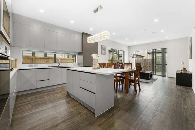 11 Puruatanga Drive Flat Bush_5
