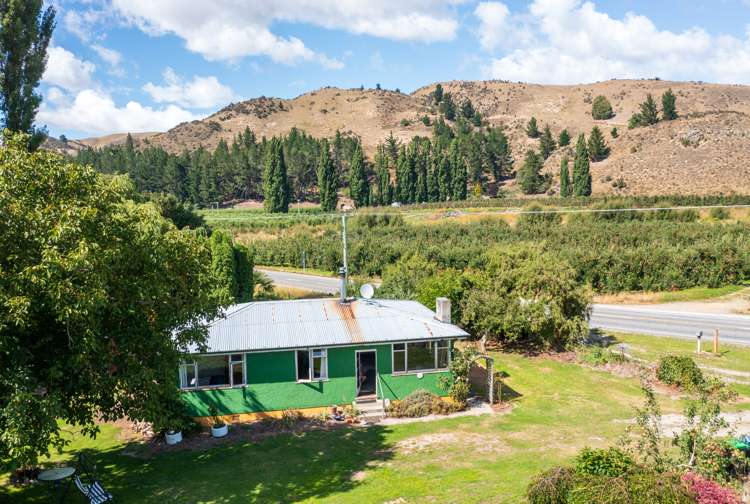 5217 Ettrick-Raes Junction Road | Ettrick | Central Otago | Houses for ...