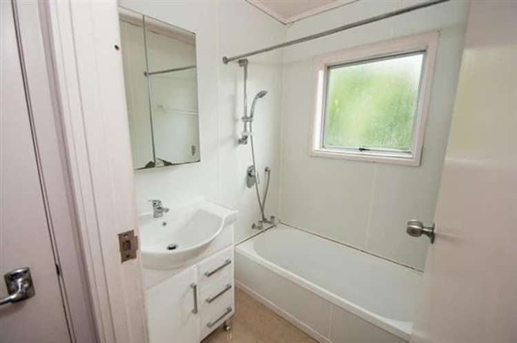 1/10 Westward Ho Glen Eden_15