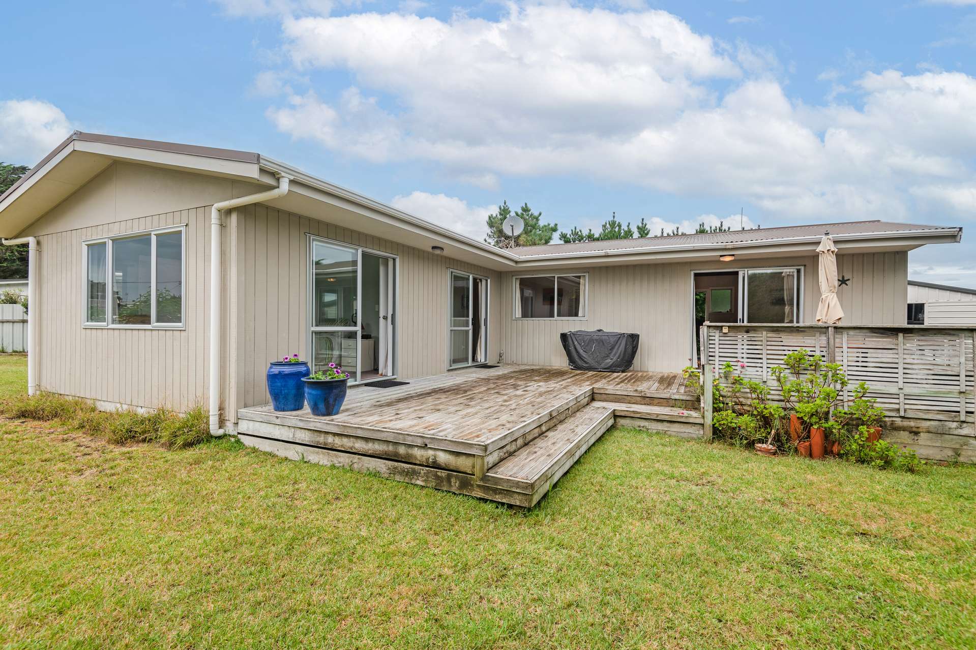 25 Te Kiri Street Himatangi Beach_0