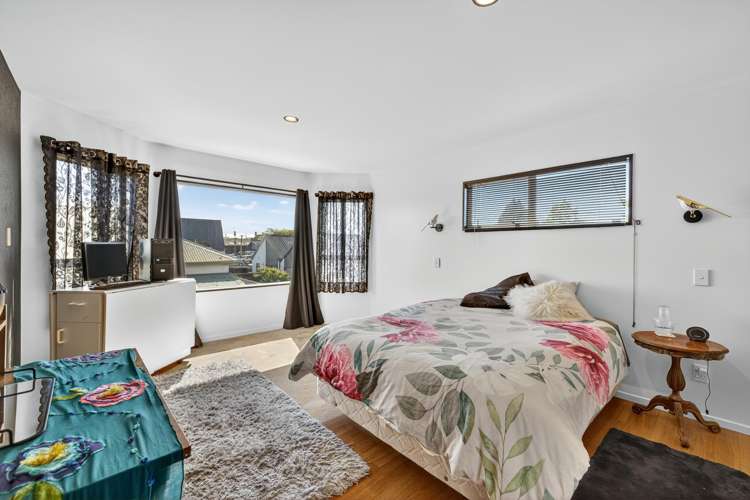 2/44 Shakespeare Road Waltham_11